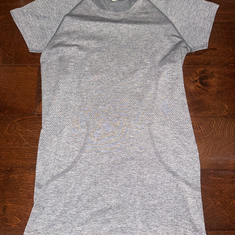 Swiftly Tech Short-Sleeve Shirt 2.0